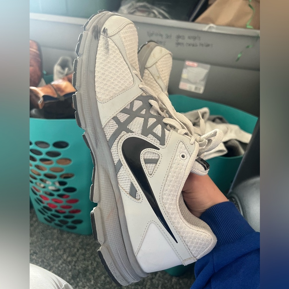 NIKE men’s sneakers size 13